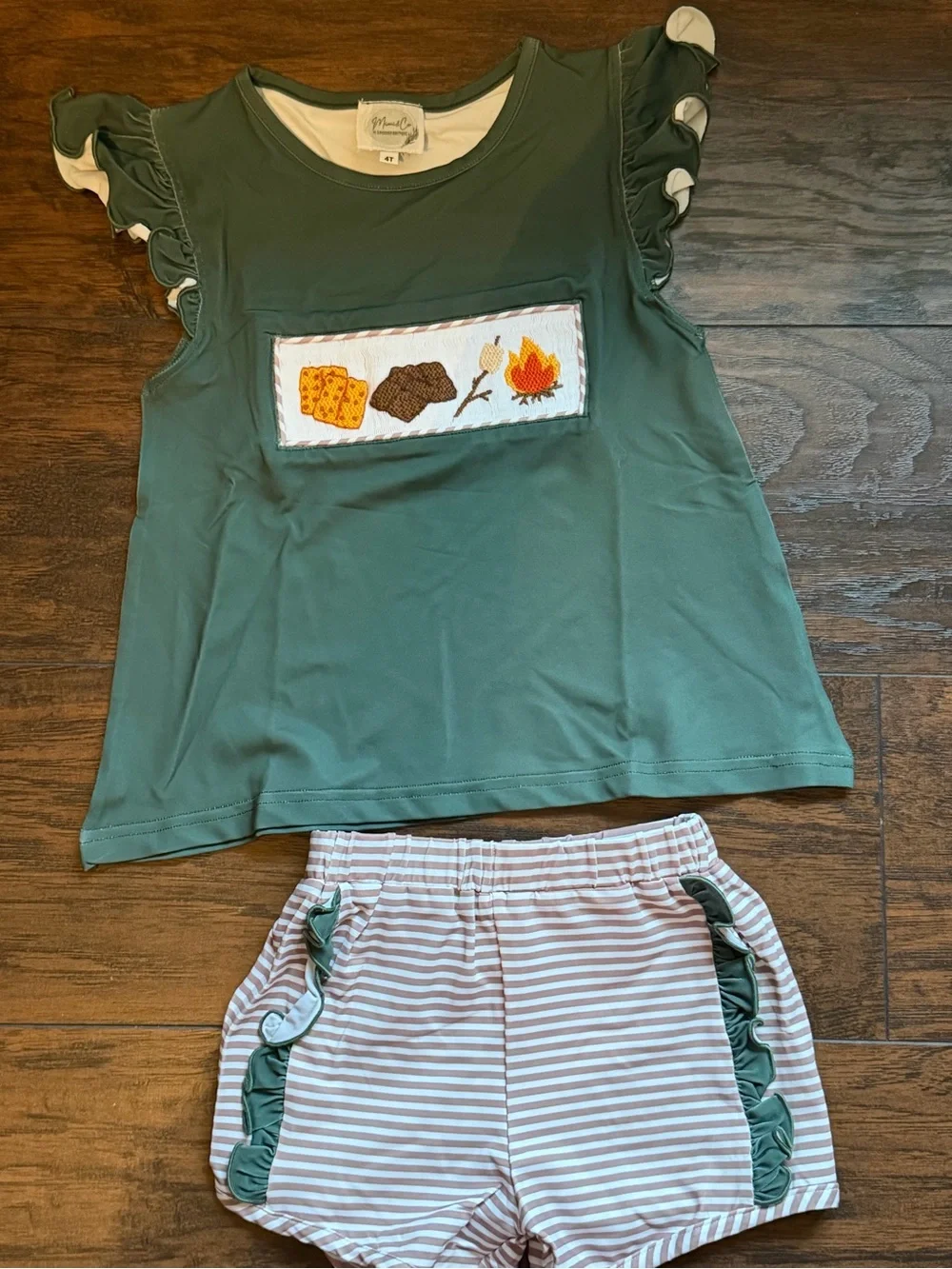 Girls Green Ruffle Sleeve Set with Campfire Smock